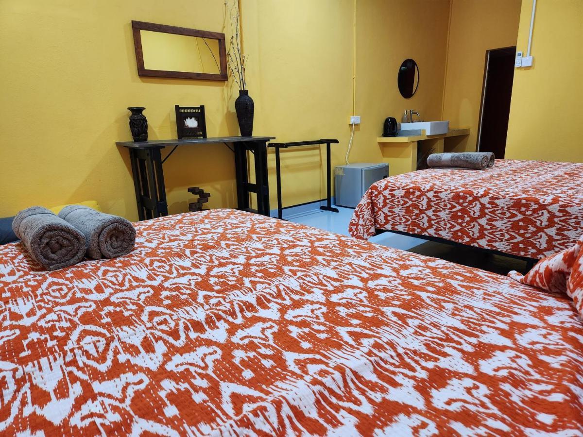 Gecko Guesthouse Пантай Ченанг Екстериор снимка