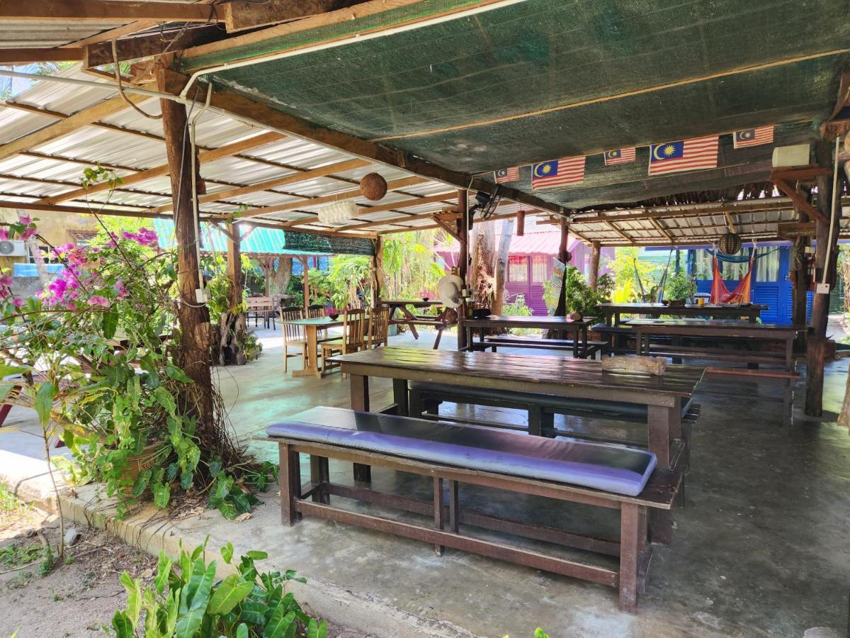 Gecko Guesthouse Пантай Ченанг Екстериор снимка