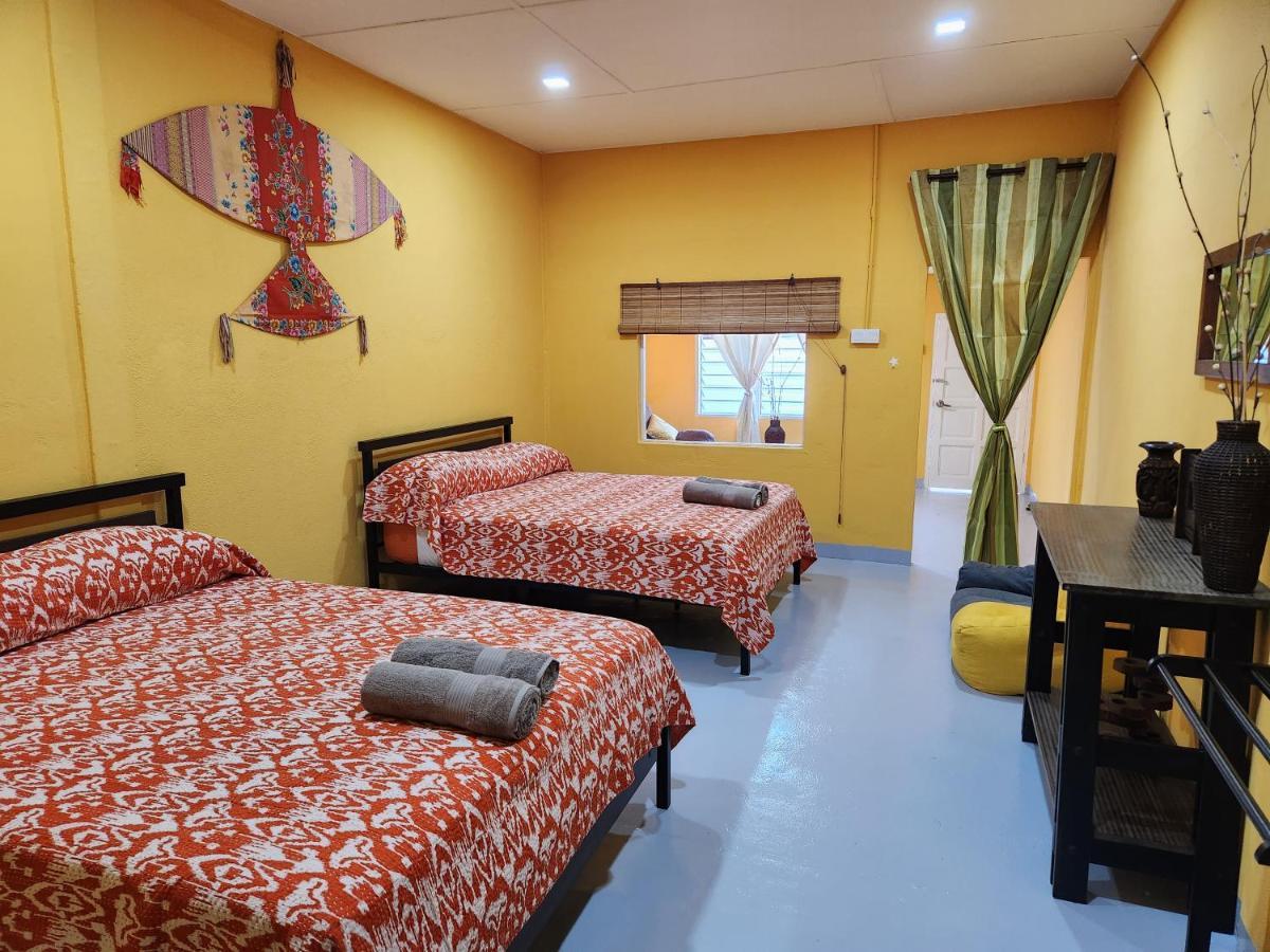 Gecko Guesthouse Пантай Ченанг Екстериор снимка