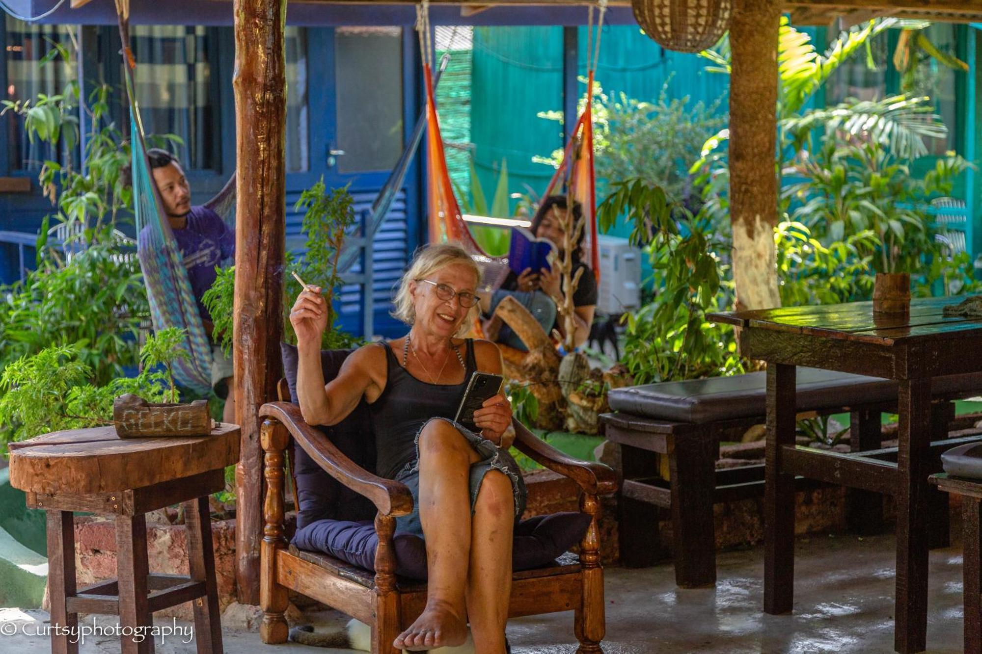 Gecko Guesthouse Пантай Ченанг Екстериор снимка