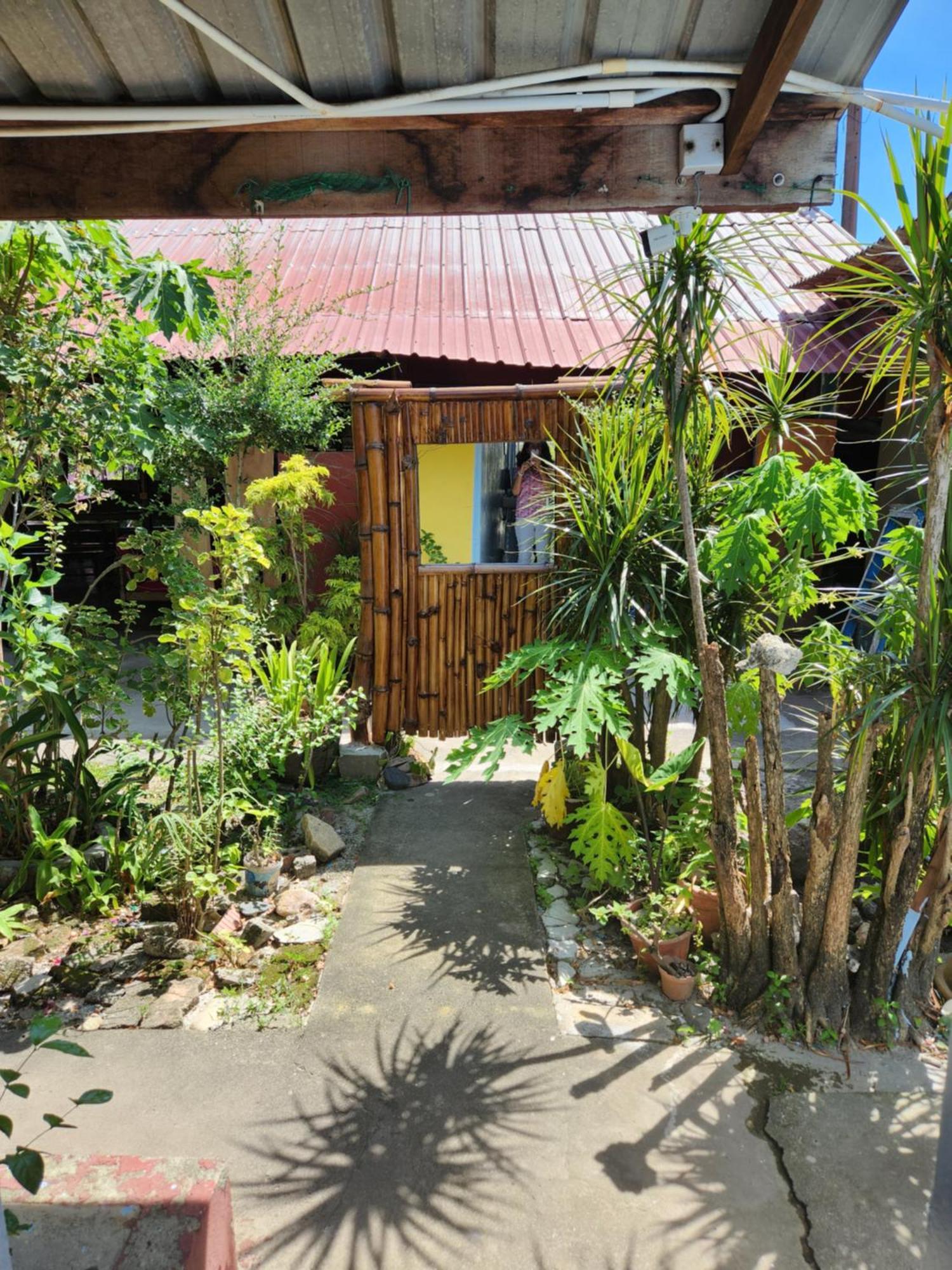Gecko Guesthouse Пантай Ченанг Екстериор снимка